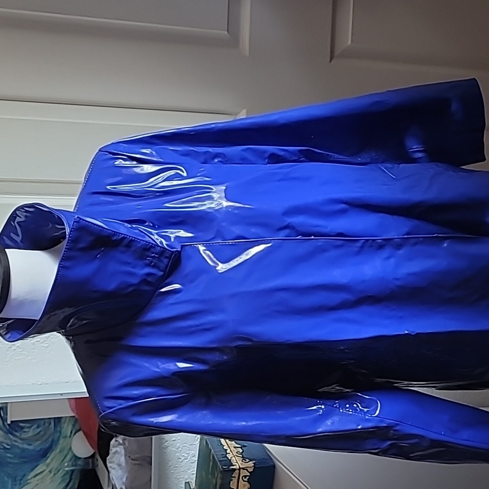 Raincoat size M  from Dennis basso, blue, patent PU, shiny! Striped l…